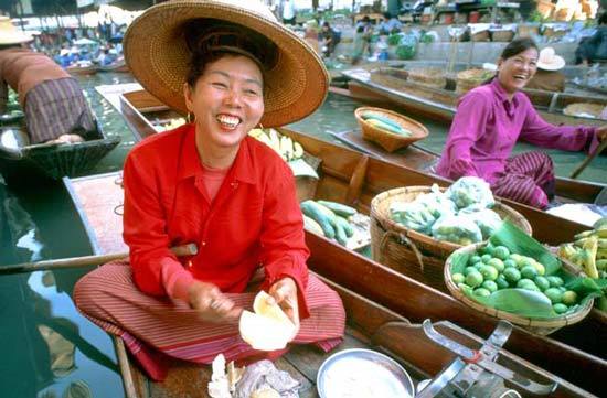 旅行趣事图片